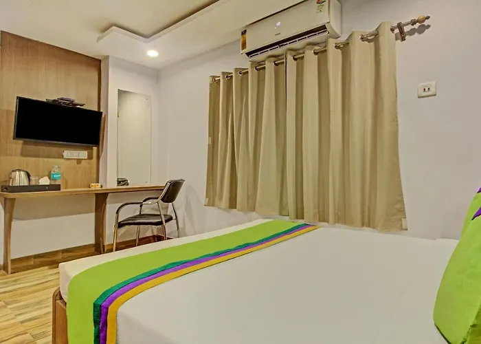 Hotel Royal Crowne Near Kolkata Airport
