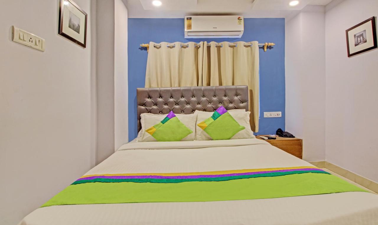 होटल Royal Crowne Near Airport